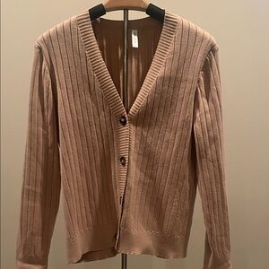 Elegant Ribbed Cardigan Sweater - Brown